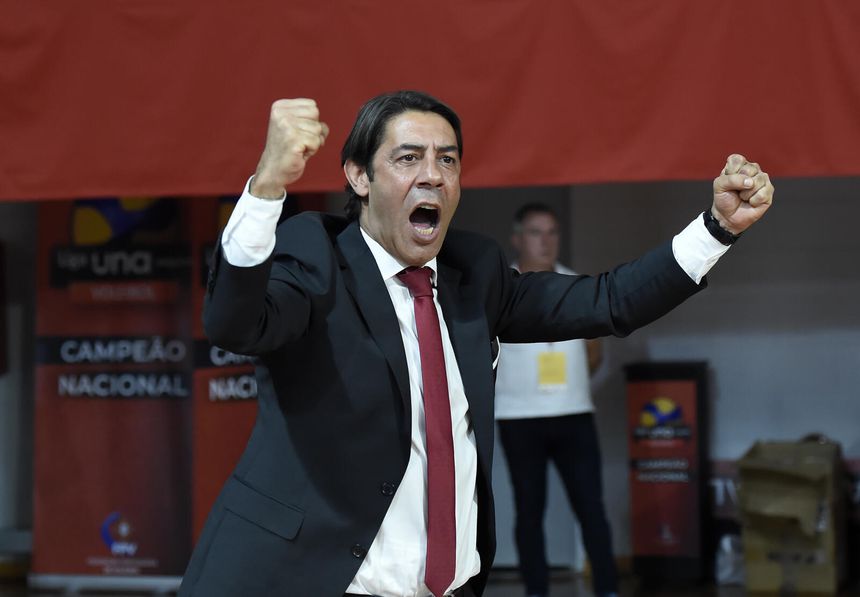 Noronha Lopes: «Dou os parabéns a Rui Costa, o resultado é claro. Assumo a responsabilidade por esta derrota»