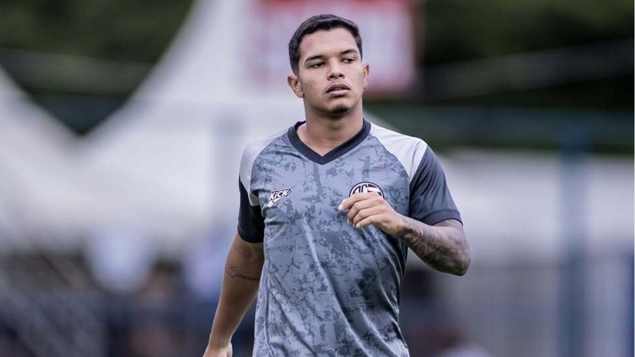 O rumor da semana: Entre Sporting e Benfica, para onde irá Alex Amorim?