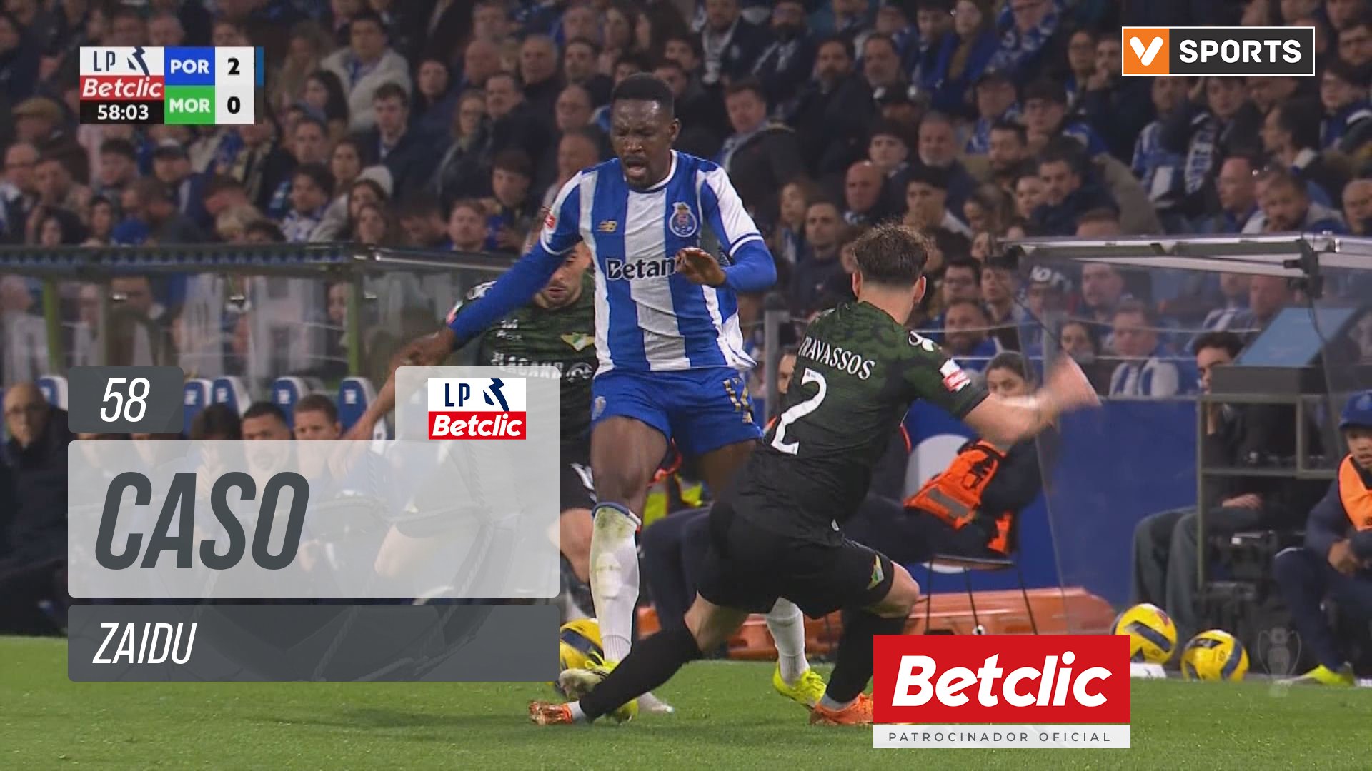 Vídeo: banco do Moreirense reclamou expulsão de Zaidu neste lance