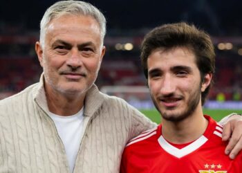 Treinador José Mourinho tem desgosto por causa do filho mais novo