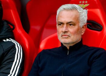 “Não há nenhum benfiquista que esteja com vontade de ver Mourinho continuar no Benfica”