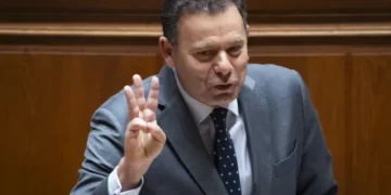 Luís Montenegro diz que país precisa de “sindicalistas com arrojo”